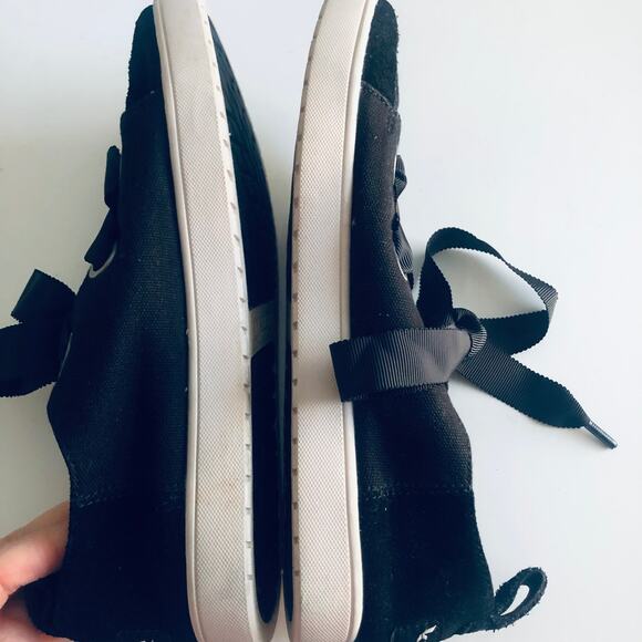 UGG Koolaburra 'Penley' Women's 7 Ortholite Sneaker Black Ribbon Lacing - Picture 6 of 10